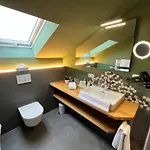 Garni Brunnthaler Hotell