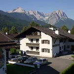 Garni Brunnthaler Hotel