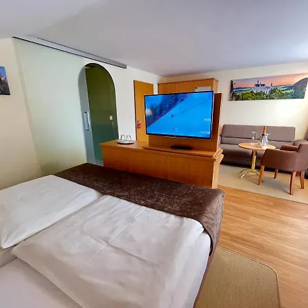Hotel Garni Brunnthaler Garmisch-Partenkirchen
