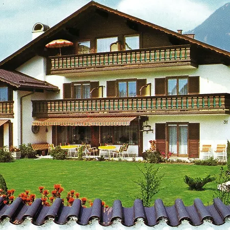 Garni Brunnthaler 3*